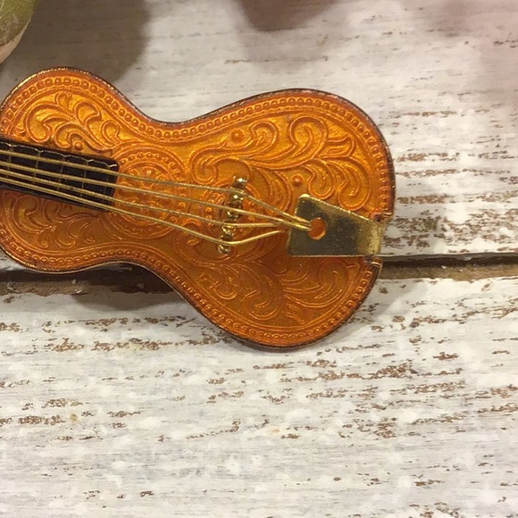 Vintage Western Germany Violin Brooch - Picture 6 of 16